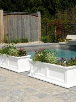 Fairfield Self-Watering Window Box, 3’ -Gardener's Supply Sales 39344 110V tif