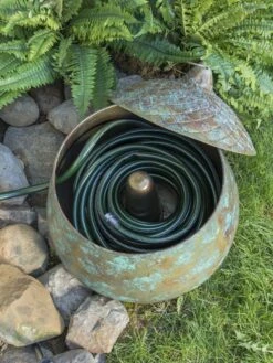 Acorn Hose Pot -Gardener's Supply Sales 3 4 crop 8613361 01V