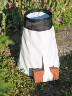 Rosy Cozy® Rose Cone, Large -Gardener's Supply Sales 8593415 0528 tif