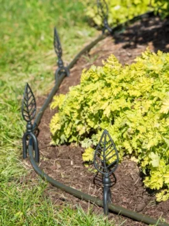 Leaf Hose Guide, Set Of 4 -Gardener's Supply Sales 8600240 403 tif