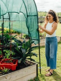 Maxi Garden Shade Fabric -Gardener's Supply Sales 8610372 366 tif