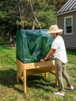 Compact VegTrug® Shade Cover -Gardener's Supply Sales 8610404 8583 tif